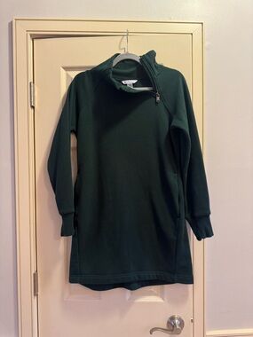 Athleta Dark Green Pullover Dress